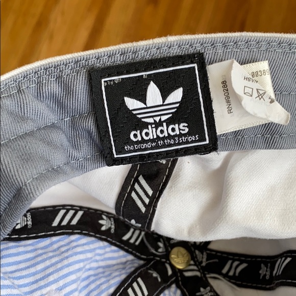 Adidas woman’s hat - Picture 4 of 5